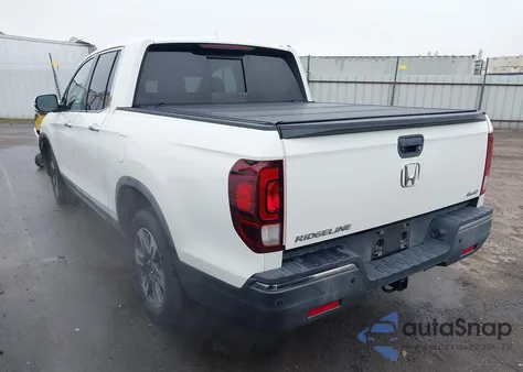 2018 Honda Ridgeline Rtl-E z USA, uszkodzony, nr VIN 5FPYK3F78JB002916